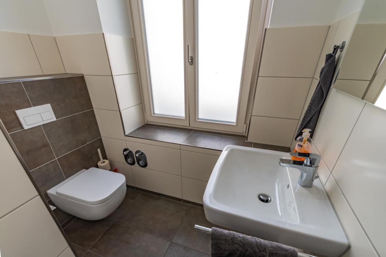 Modern 6 Bathroom Villa In The City Oldenburg Zewnętrze zdjęcie