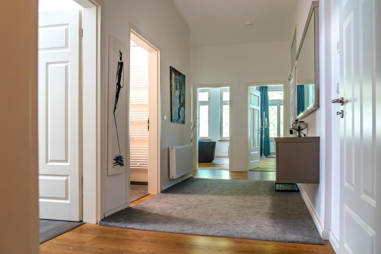 Modern 6 Bathroom Villa In The City Oldenburg Zewnętrze zdjęcie