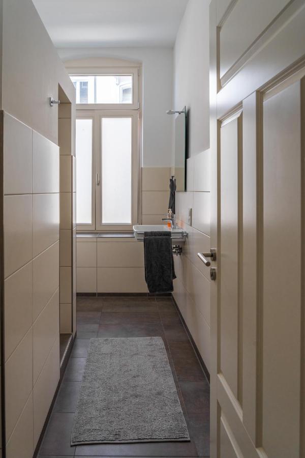 Modern 6 Bathroom Villa In The City Oldenburg Zewnętrze zdjęcie